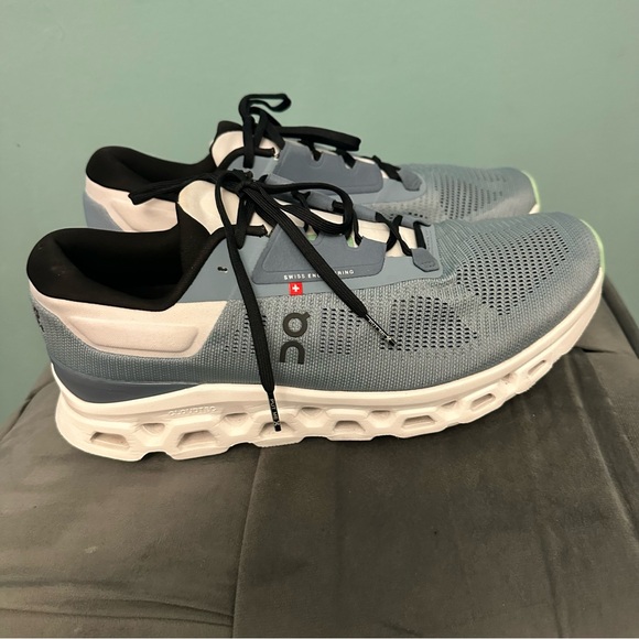 On Cloudstratus 3 Wash Metal
3MD30111504 Speedboard Men's
Running Shoes SZ 11.5 - Picture 6 of 15